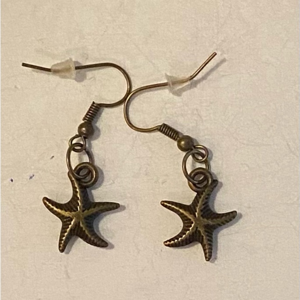 NEW starfish earrings